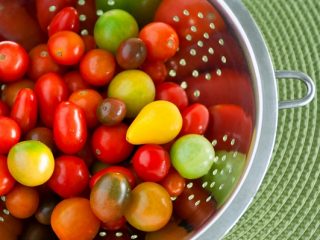 Ķiršu tomāti: šķirnes, tomātu veidu apraksts