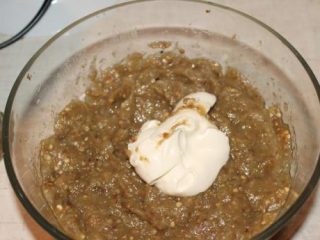 Aubergine kaviar med majones
