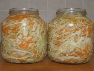สูตรสำหรับกะหล่ำปลีดองแบบโฮมเมดอร่อยมาก
