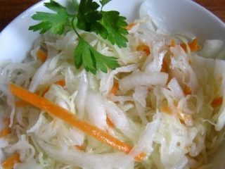 Marinēti kāposti 15 minūtēs