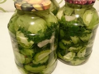 Kuinka suolakurkku vihreitä tomaatteja