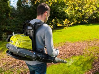 เครื่องเป่าลมกระเป๋าเป้ Husqvarna
