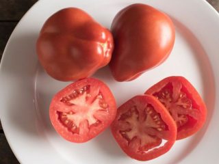 Tomato pir: ulasan, gambar