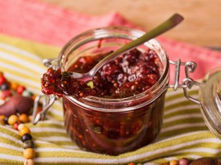 Luumu Chutney