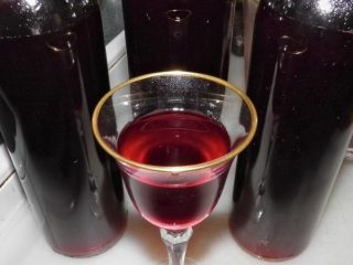 Mājas plūmju brendija recepte