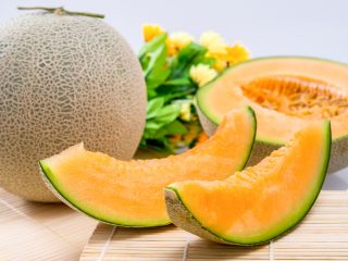 Melon Cantaloupe (มัสค์): รูปถ่ายและคำอธิบาย
