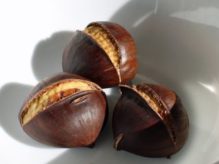 Bagaimana memasak buah berangan, bagaimana ia berguna?