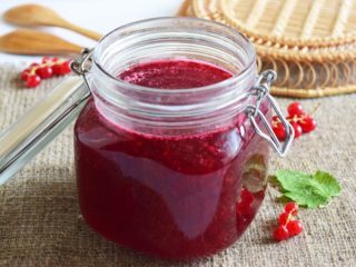 Resepi Jam Kismis Merah Mentah