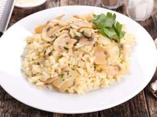 Risotto sienillä: reseptejä valokuvilla