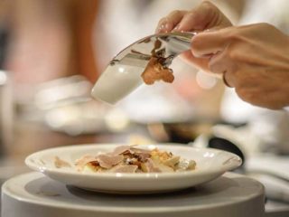 Italiensk hvit trøffel (Piemonte trøffel): spiselighet, beskrivelse og bilde