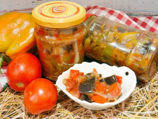 Globusa uzkoda ziemai ar baklažāniem