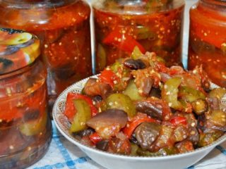 Baklažānu un gurķu salāti ziemai