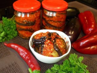 Baklažānu Bakat uzkoda ziemai