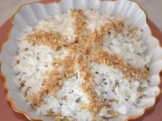 สลัดปีใหม่เกล็ดหิมะกับไก่และชีส