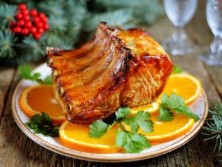 หมูกับส้มในเตาอบ: สูตรทีละขั้นตอนพร้อมรูปถ่าย