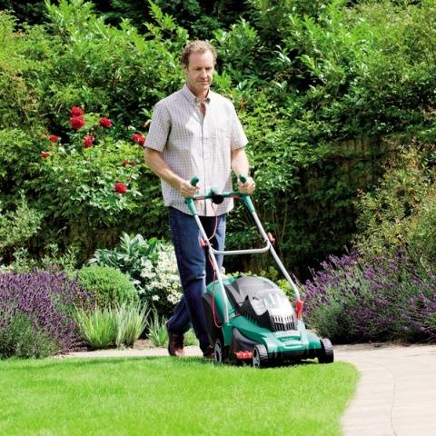 Máy cắt cỏ Bosch