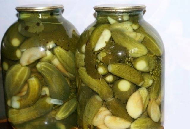 Благо засољени краставци за зиму