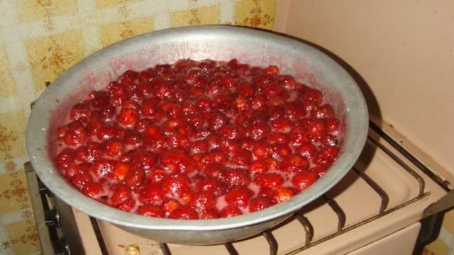 Mermelada de fresa congelada: receta