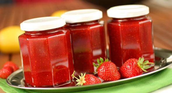 Mứt dâu với Gelatin